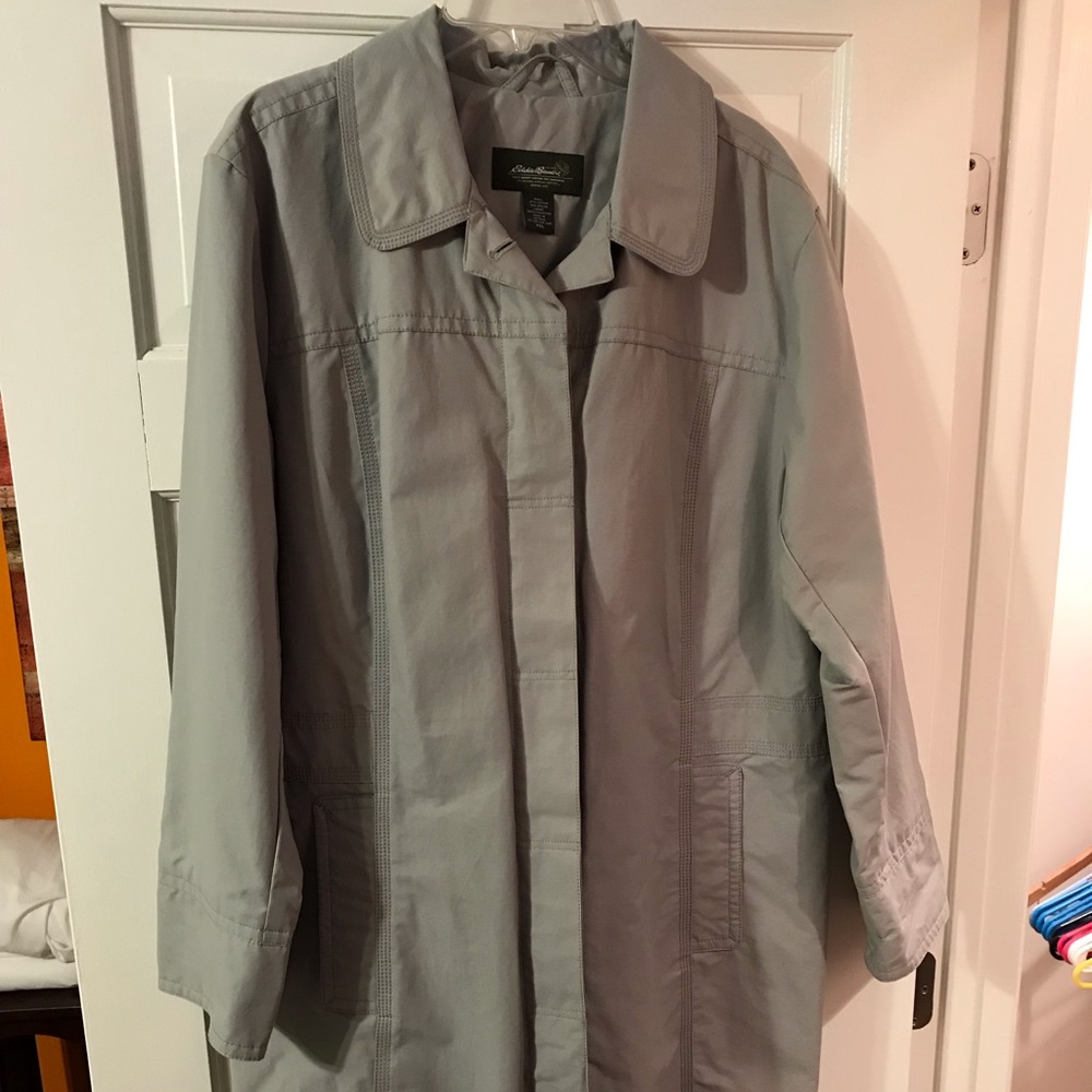 Eddie Bauer Light Gray Women’s Trench Coat XXL NWOT